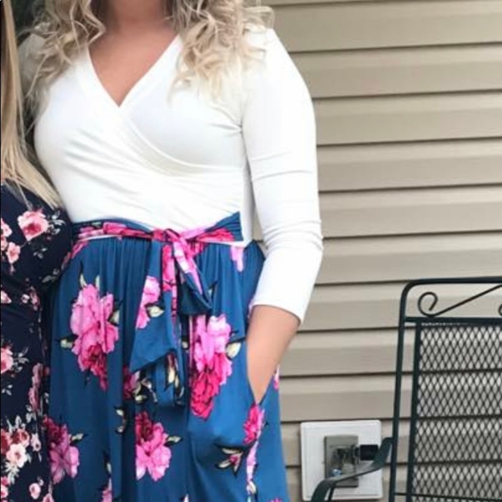 NEW reborn J maxi dress floral size medium